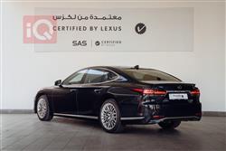 لكزس LS
